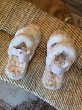 UGG Pastel  Shearling Slide Slippers in Pink and Cream